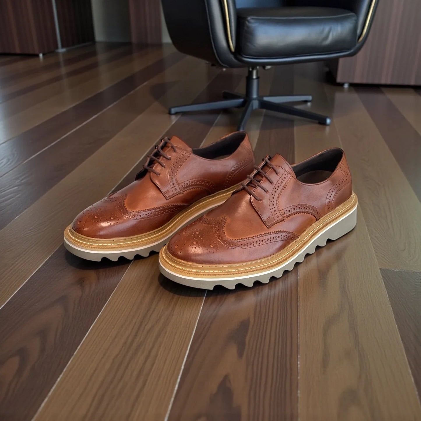 Sapato Brogue Masculino Vercelli Whisky em Couro Nobre