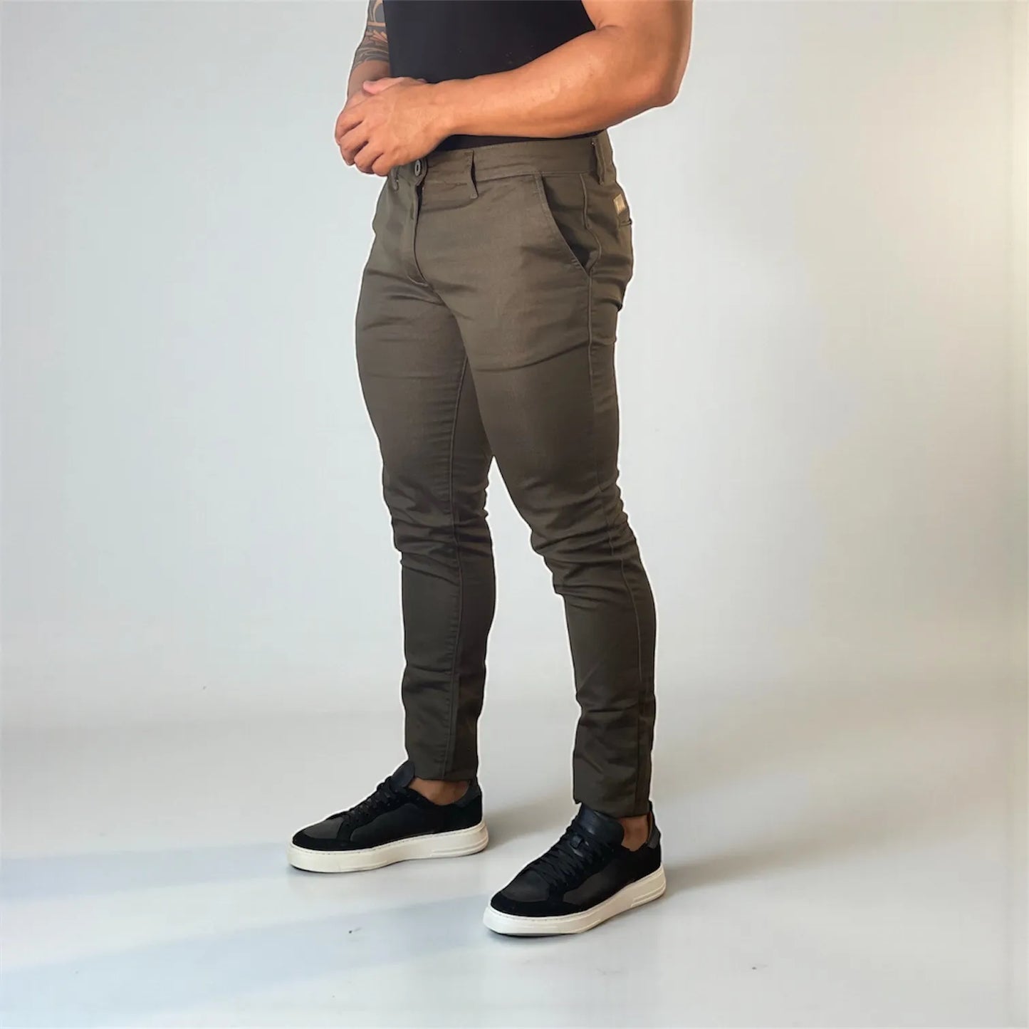 Calça Chino Masculina Milano Slim Verde Militar - D’Grife