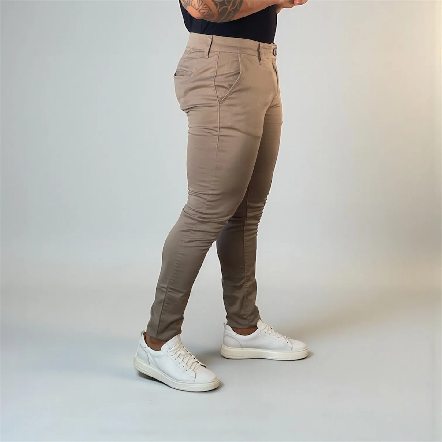 Calça Chino Masculina Milano Slim Khaki - D’Grife