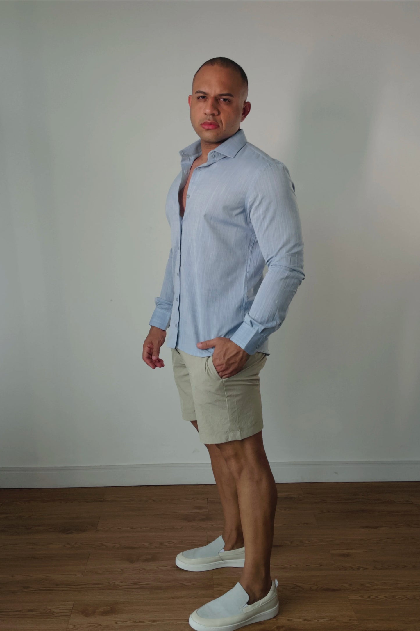 Camisa de Linho Manga Longa Essenza Santorini Azul Bebê Slim Fit
