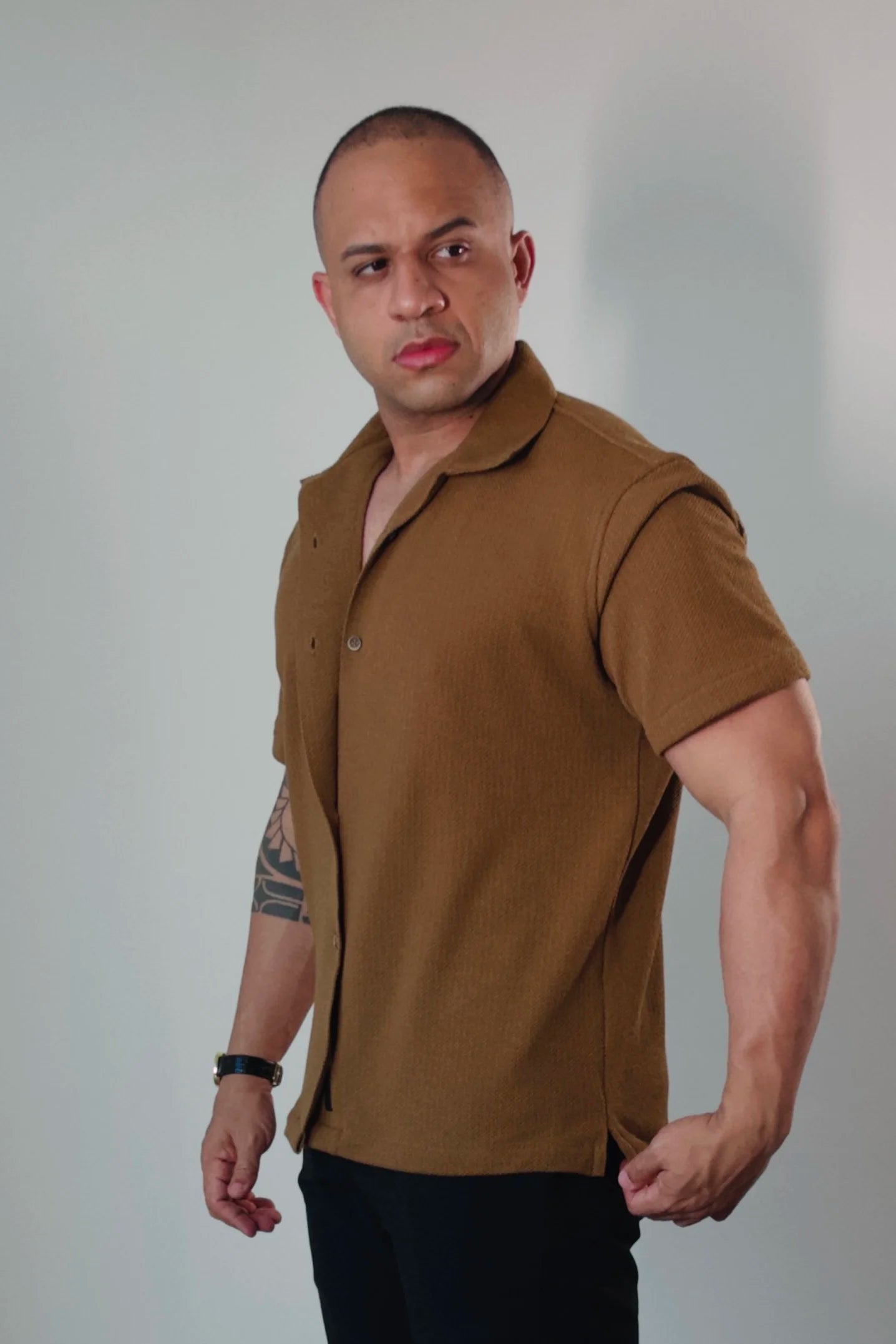 Camisa Oversized Masculina Tricot Gola Cubana Ocre D’Grife