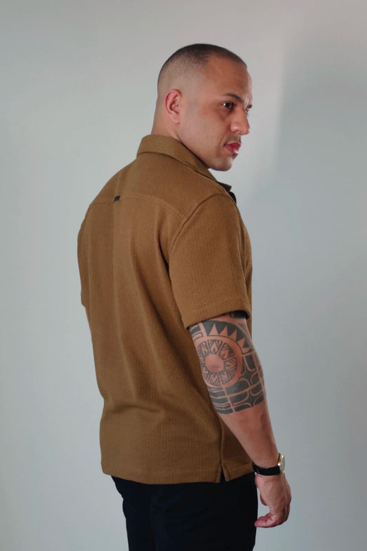 Camisa Oversized Masculina Tricot Gola Cubana Ocre D’Grife