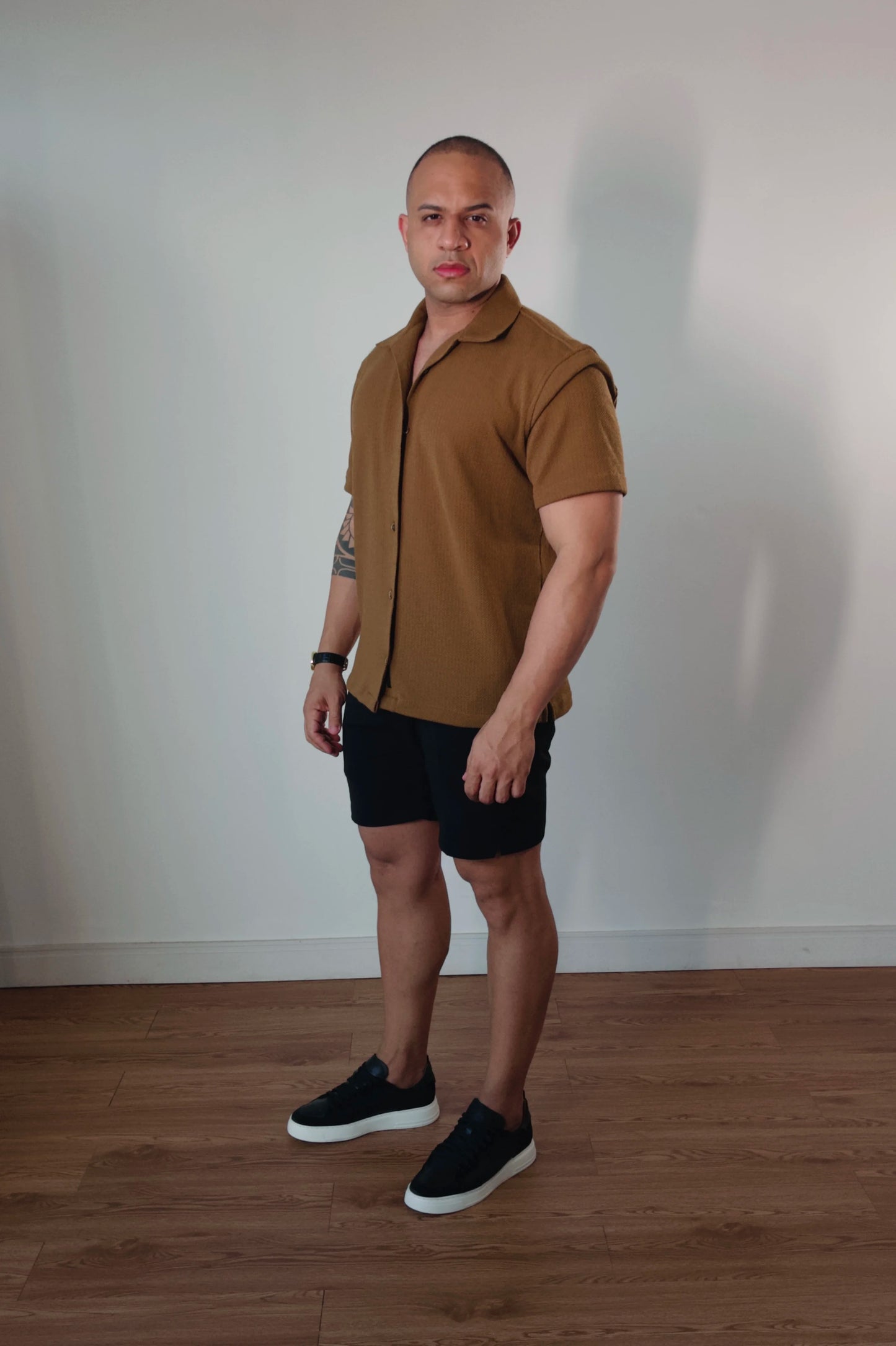 Camisa Oversized Masculina Tricot Gola Cubana Ocre D’Grife